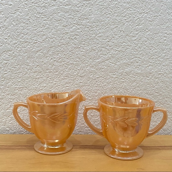 Vintage 1950’s Fire King Peach Lusterware Laurel Wreath Sugar & Creamer Set - Picture 6 of 10
